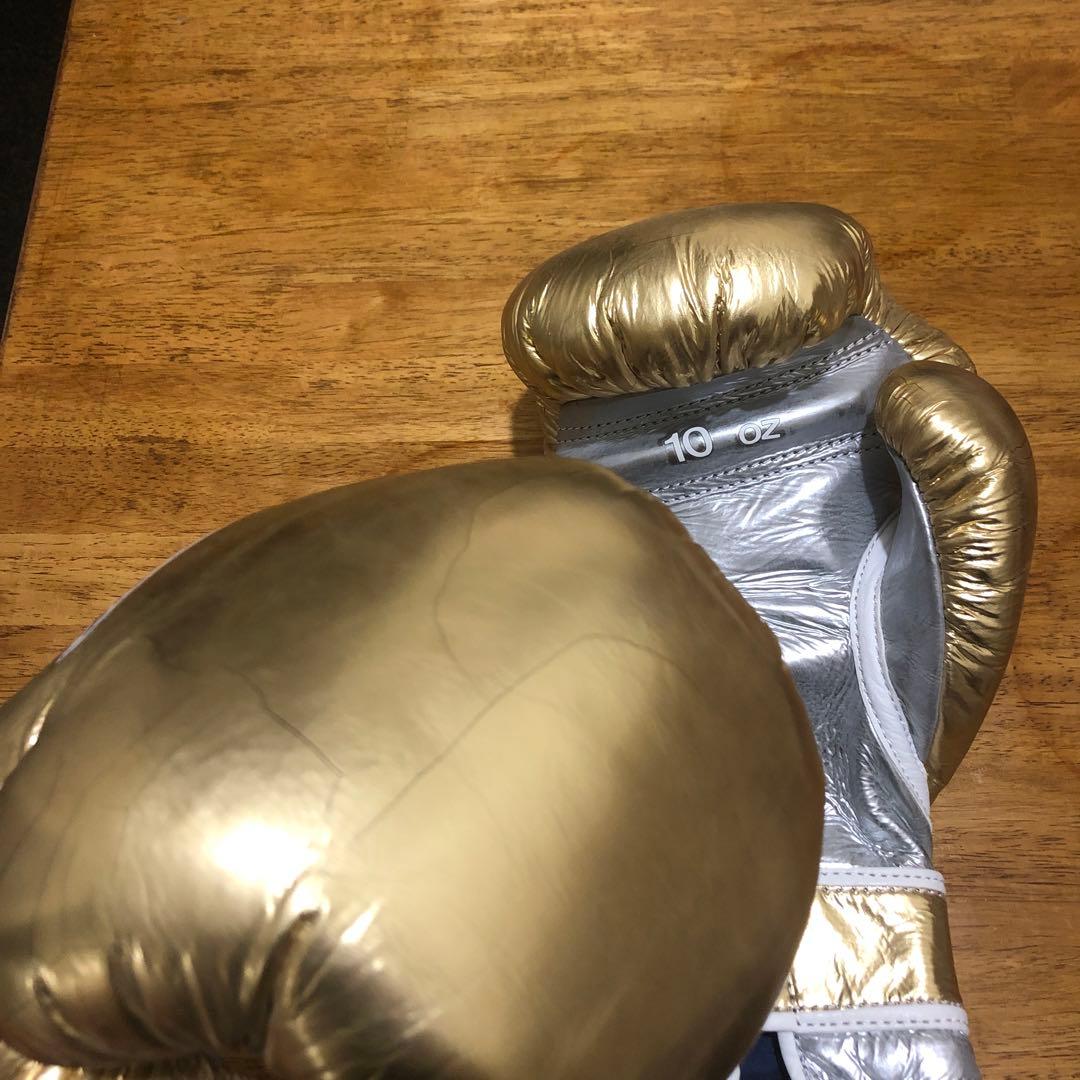 Winning ボクシンググローブ 10 oz ゴールド