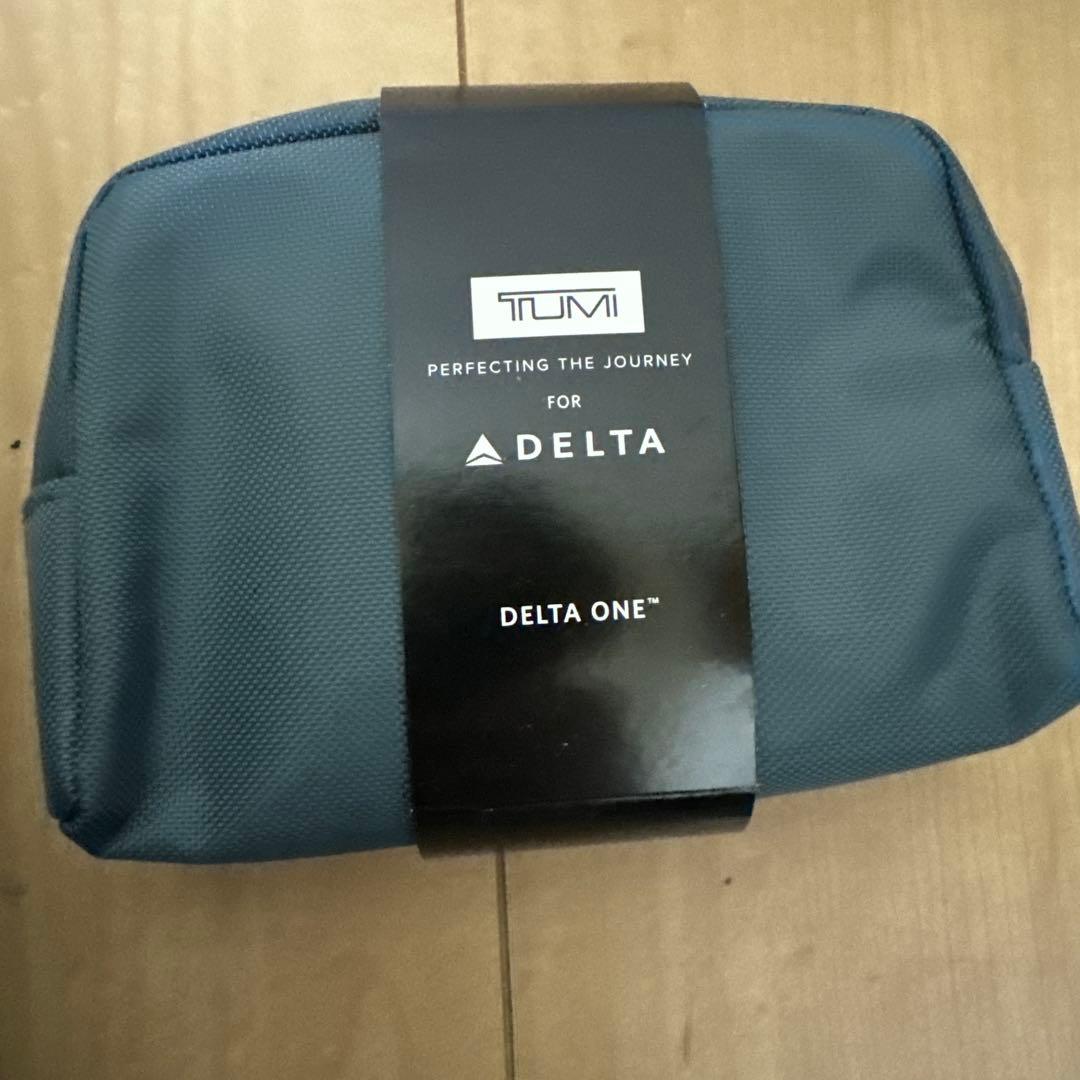 TUMI DELTA ONE トラベルポーチ ネイビー