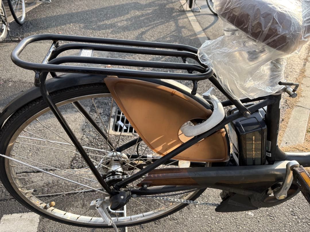 中古ブリヂストン電動アシスト自転車　8.7Ah 大阪　032番