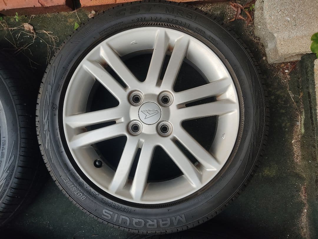 やっちゃん　ダイハツ タント 純正 ４本