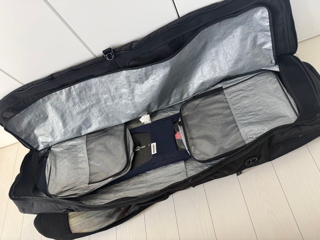 スノーボード Burton Wheelie Flight Attendant 156cm