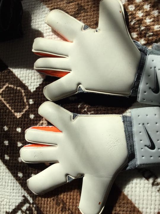 早い者勝ち！キーパーグローブ ナイキ プーマ 4セットまとめ売り