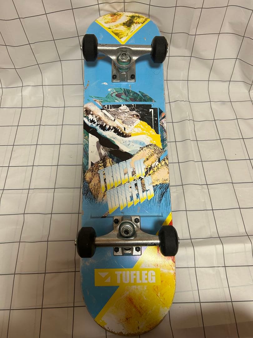 TUFLEG 恐竜デザイン スケートボード