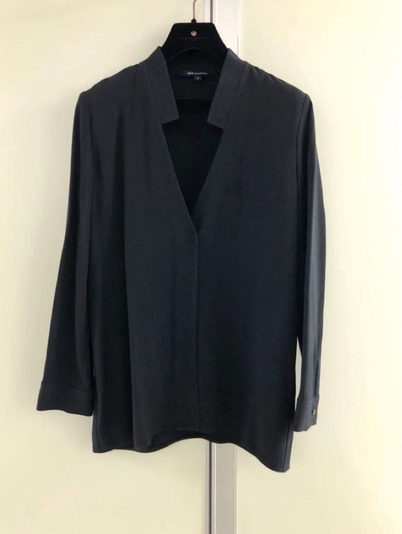 【WES GORDON】BLACK V-neck ette SHIRT