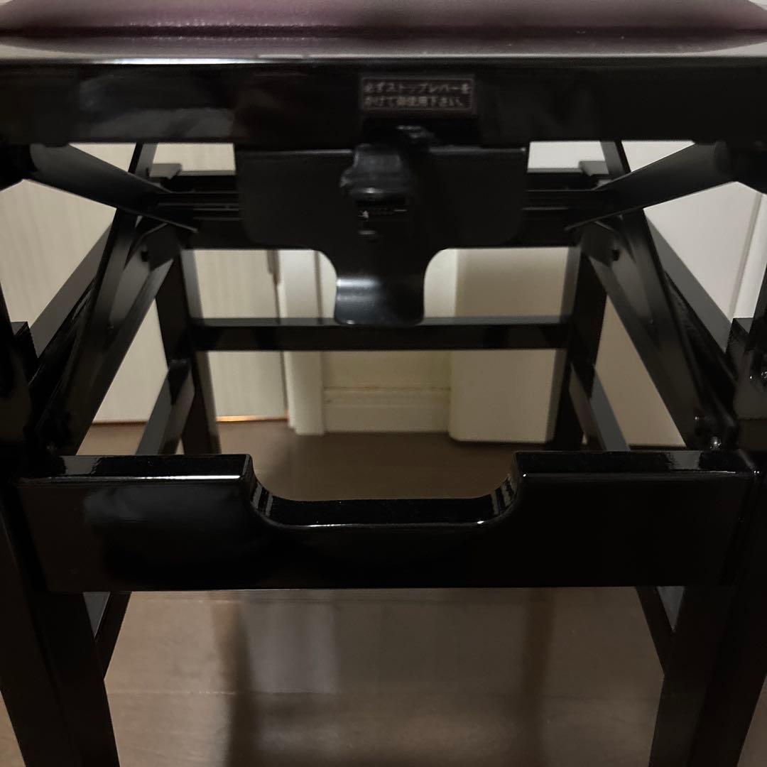 ピアノ　椅子　　トムソン椅子　黒　イス　チェアほぼ未使用❗️