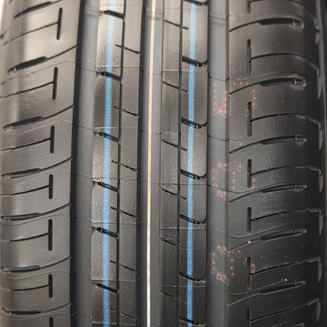 L20 新車外し シエンタ10系 185/65R15 タイヤ4本