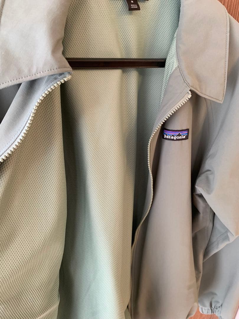 patagonia ナイロンジャケット M グリーン