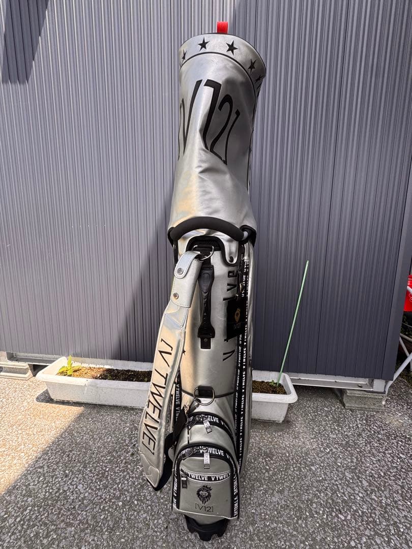 V１２　シルバーゴルフバッグ