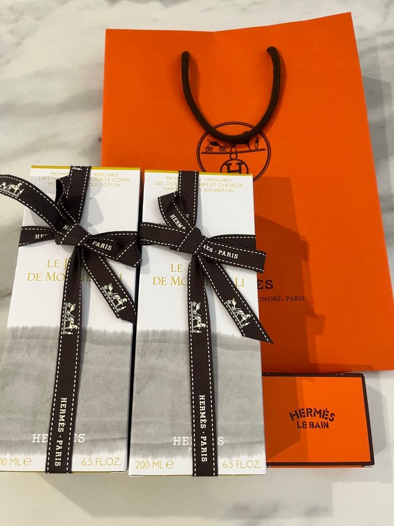 HERMES 李氏の庭　シャワージェル　ボディーローション　200ml