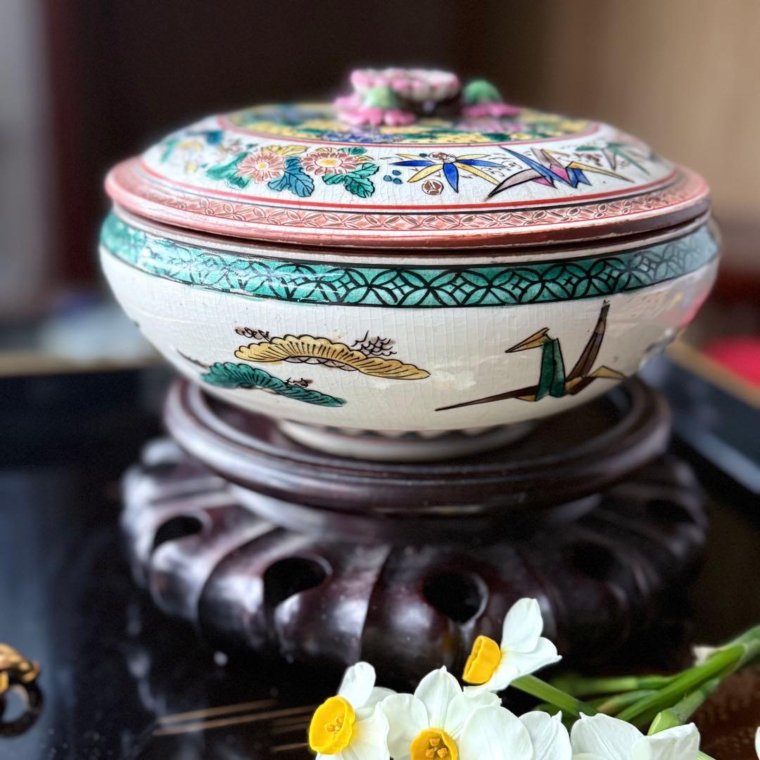 T様へ感謝お嫁入り‼️九谷焼KUTANI あじさい❌鶴❌松　蓋もの食籠作り置き