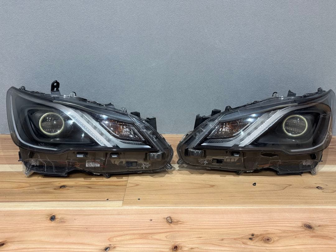 210系クラウン後期 社外ヘッドライト 左右セット