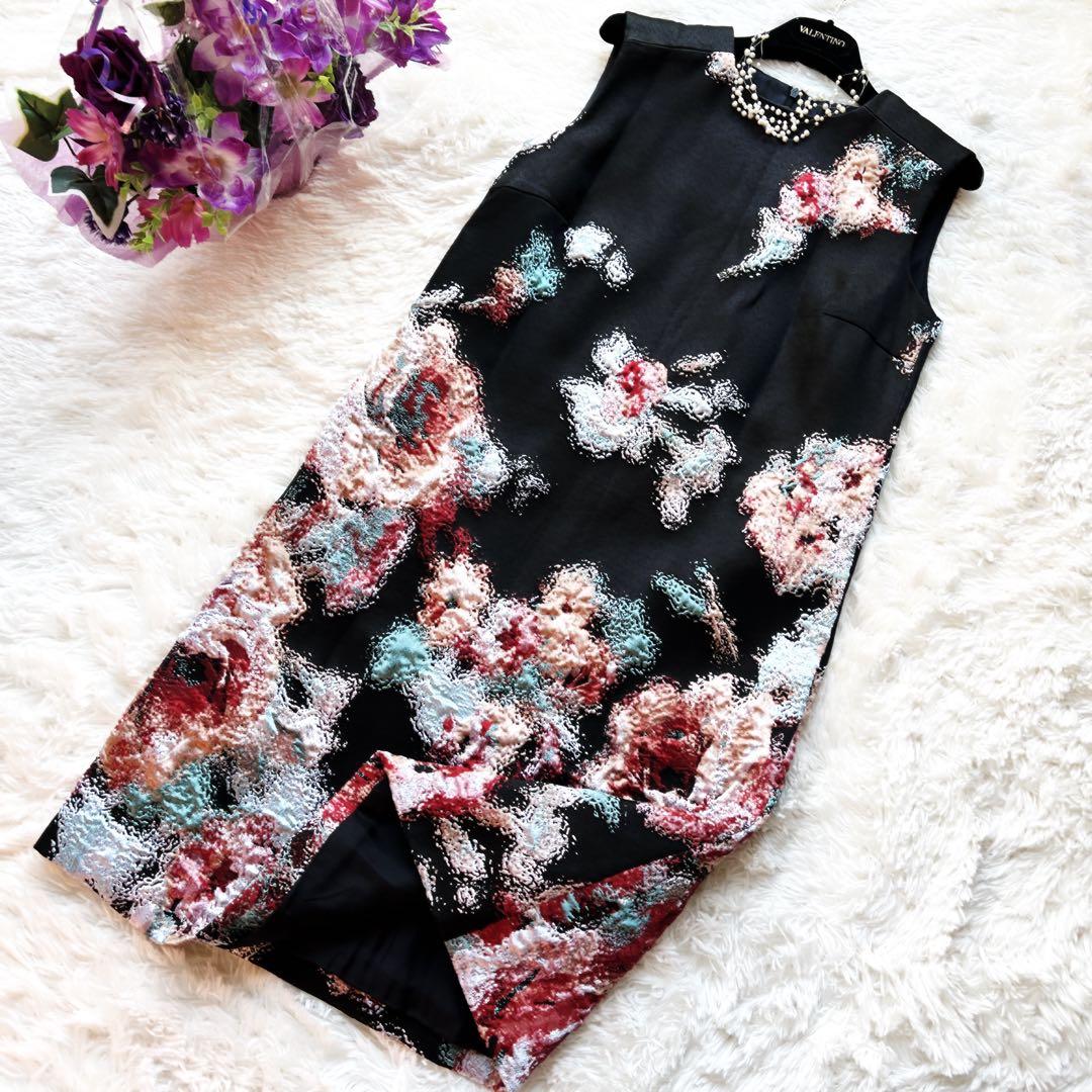 未使用　GIORGIOARMANI アルマーニ　フラワージャカード ワンピース