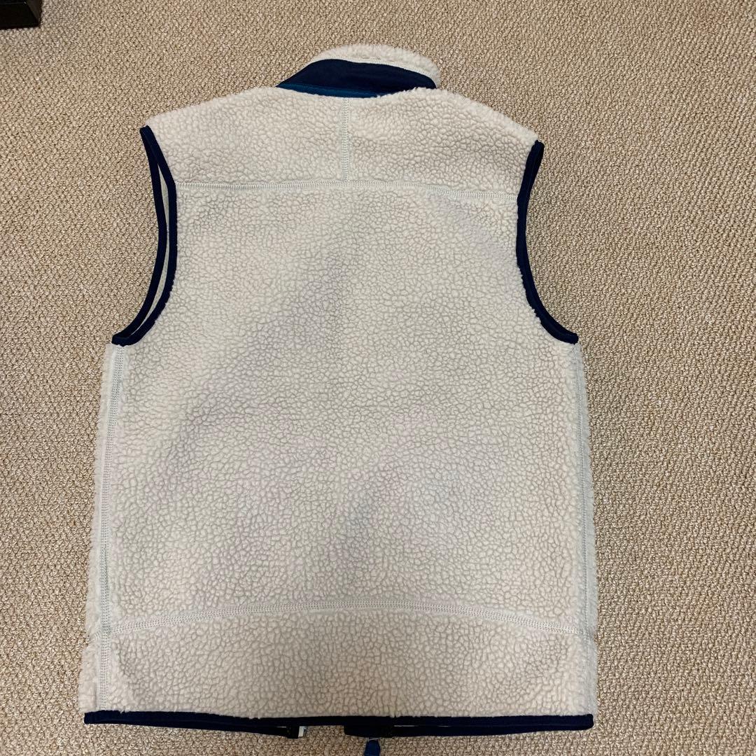 patagonia フリース ベスト クリーム色 ネイビー