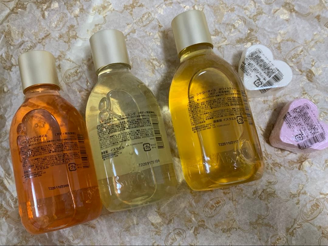サボン　シャワーオイル300ml 3点　＋　ハートソープ2点