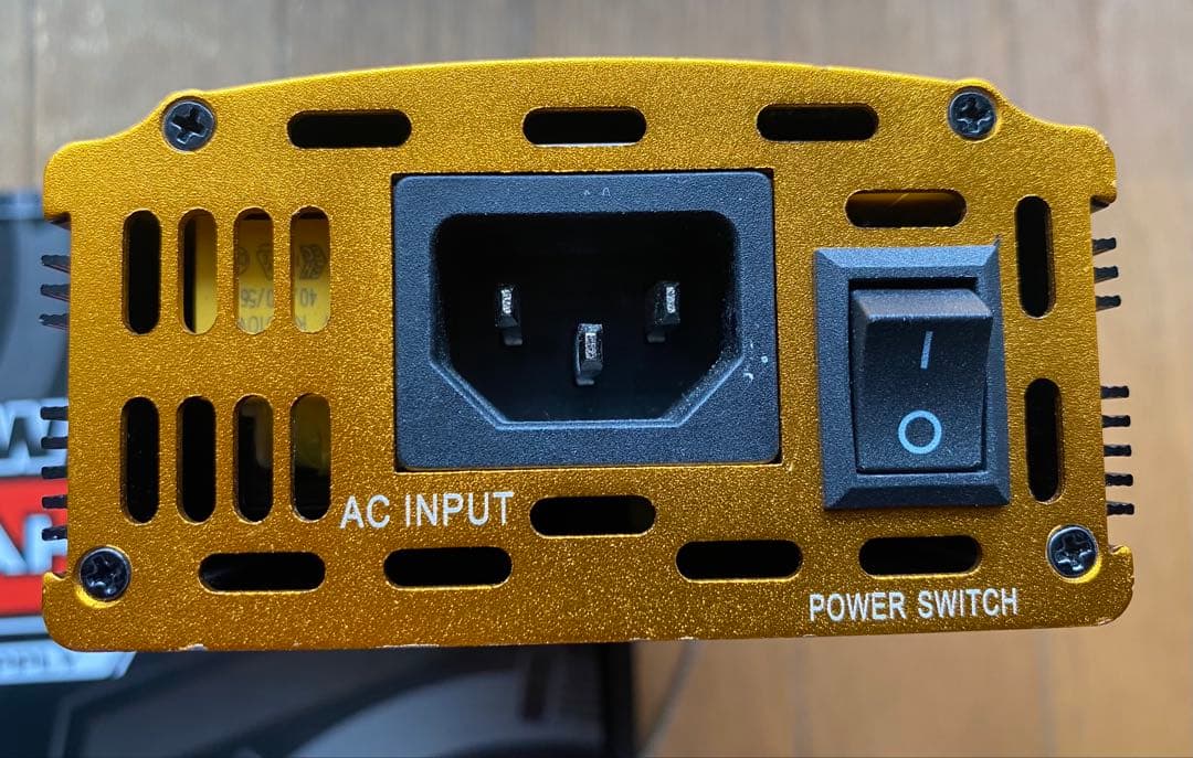 ミニ四駆 パワーサプライTURNIGY REAKTOR 240W 16A