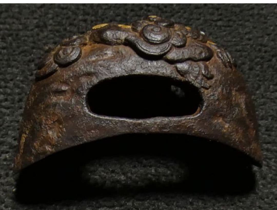 鉄製金箔装飾鍔