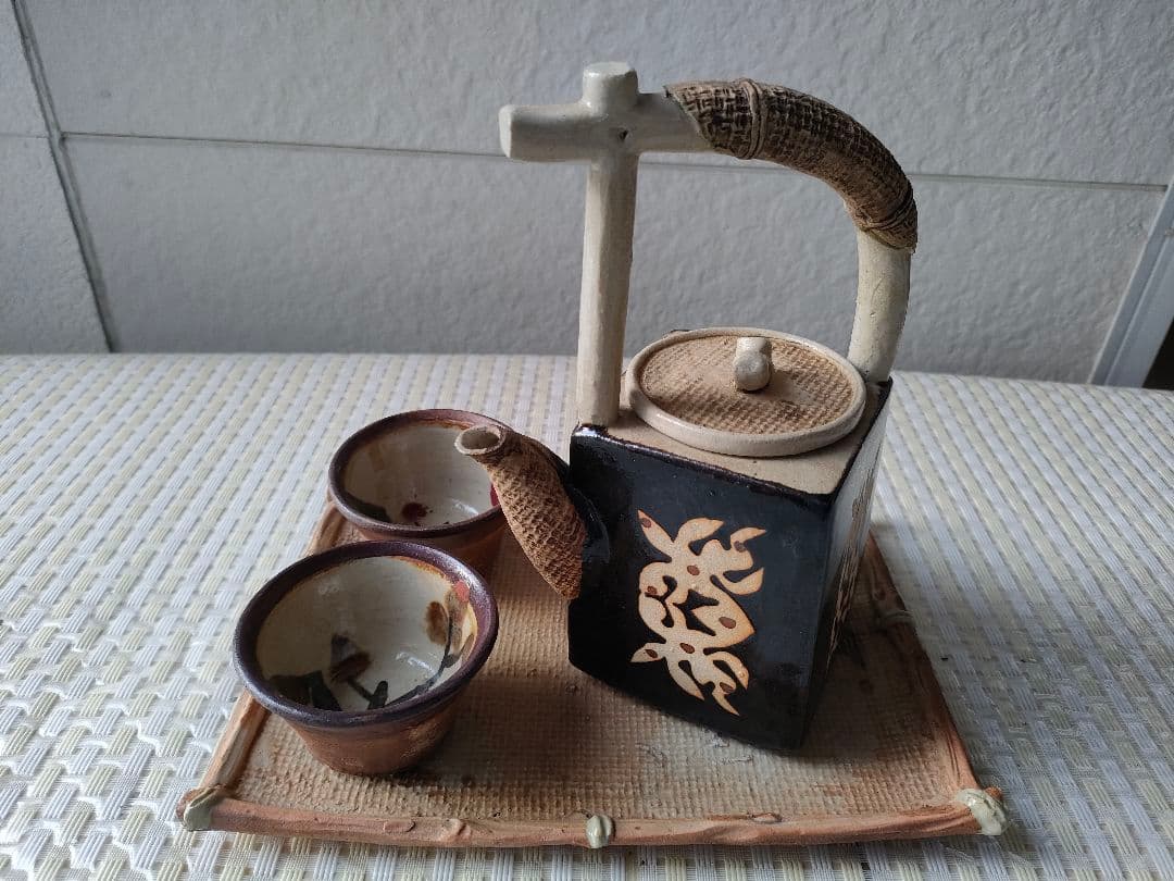 ●手描き 陶器 茶器セット 急須 湯呑み 2客 受皿付き 和風和モダンインテリア