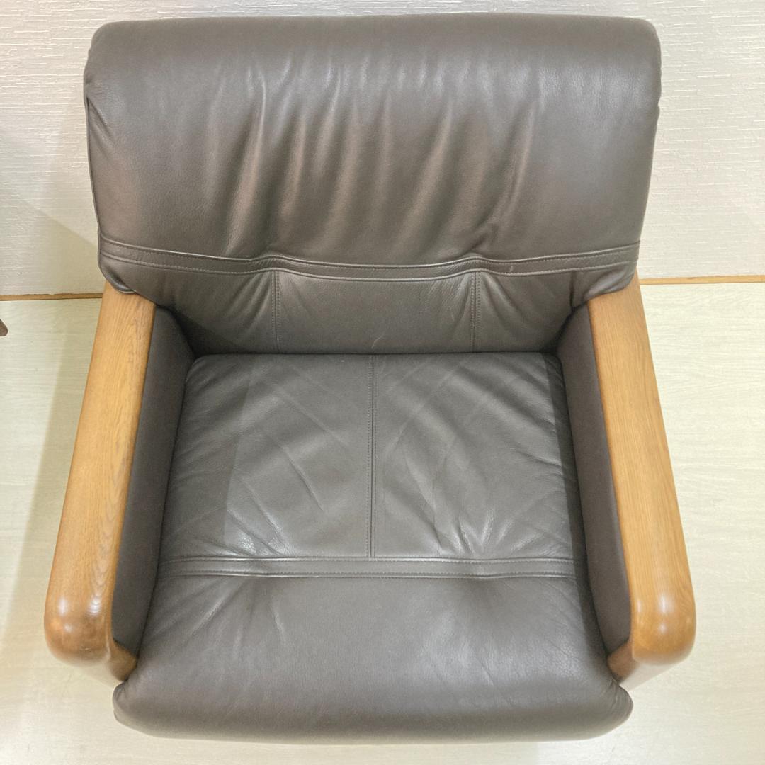 専用【カリモク】本革　一人掛けソファ　シングルソファ　2脚セット アームチェアA