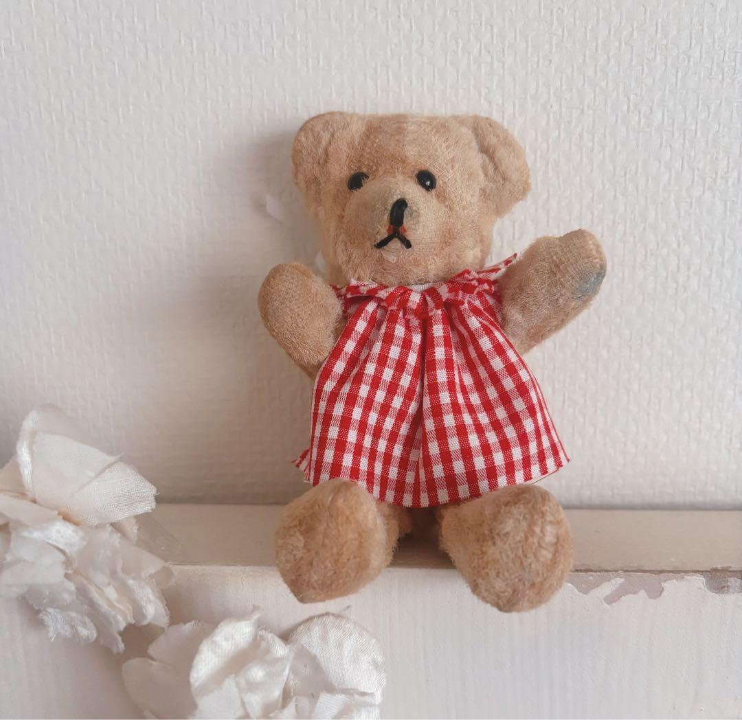 ミニベアちゃんʕ•ᴥ•ʔ赤いお洋服の子　アンティークベア　ヴィンテージベア