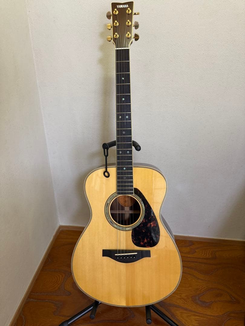 は*郎様 YAMAHA LS16 ARE（オール単板） 本体＋ギグバッグ