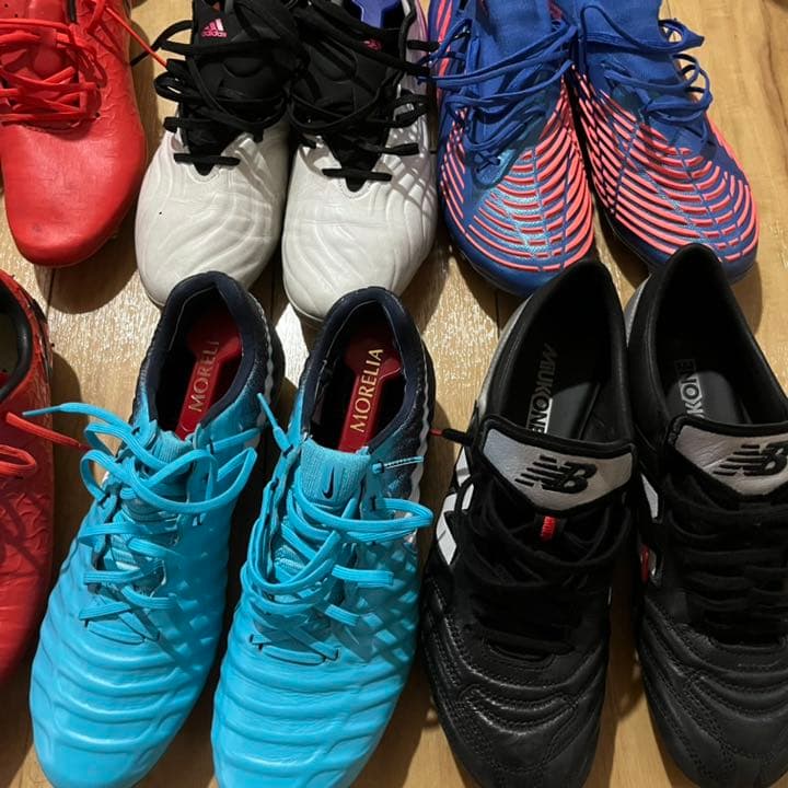 サッカースパイク 27.5