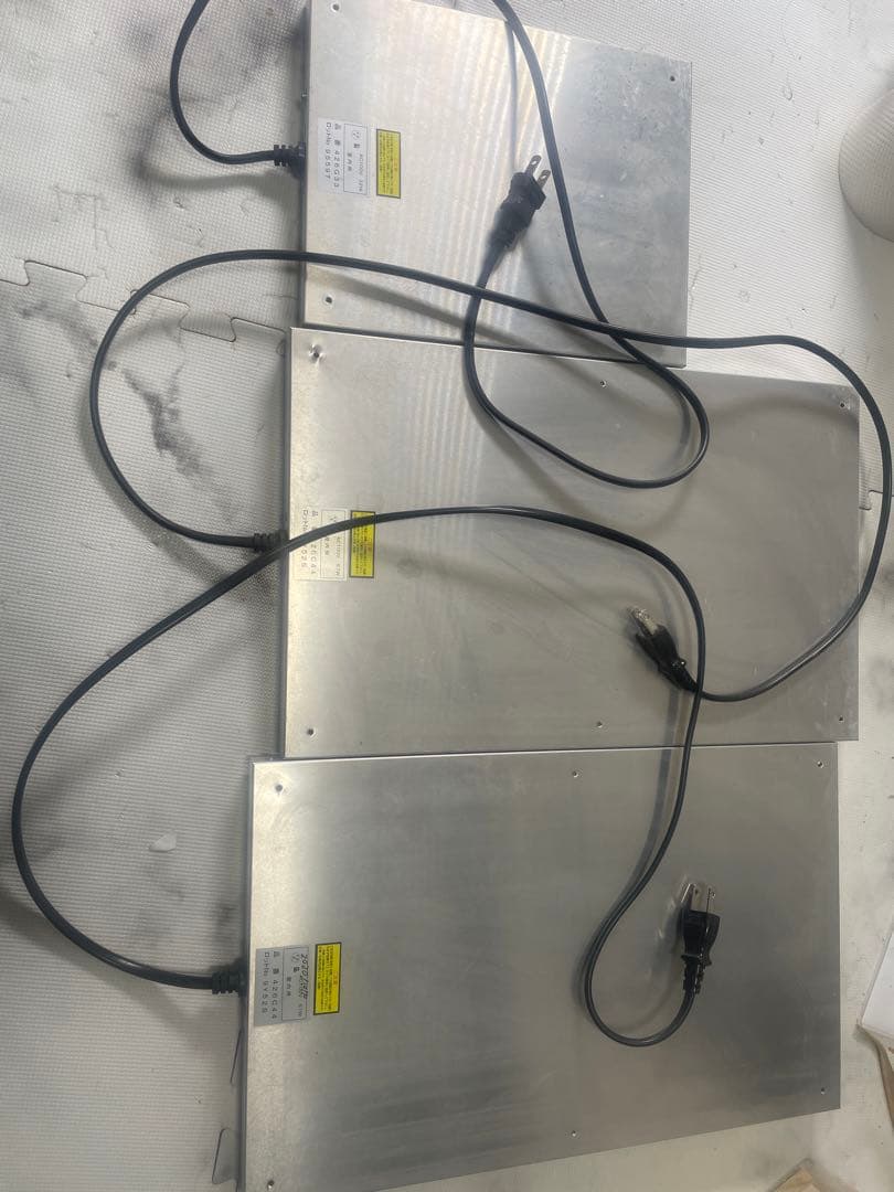 爬虫類用暖突mサイズ1個Lサイズ2個