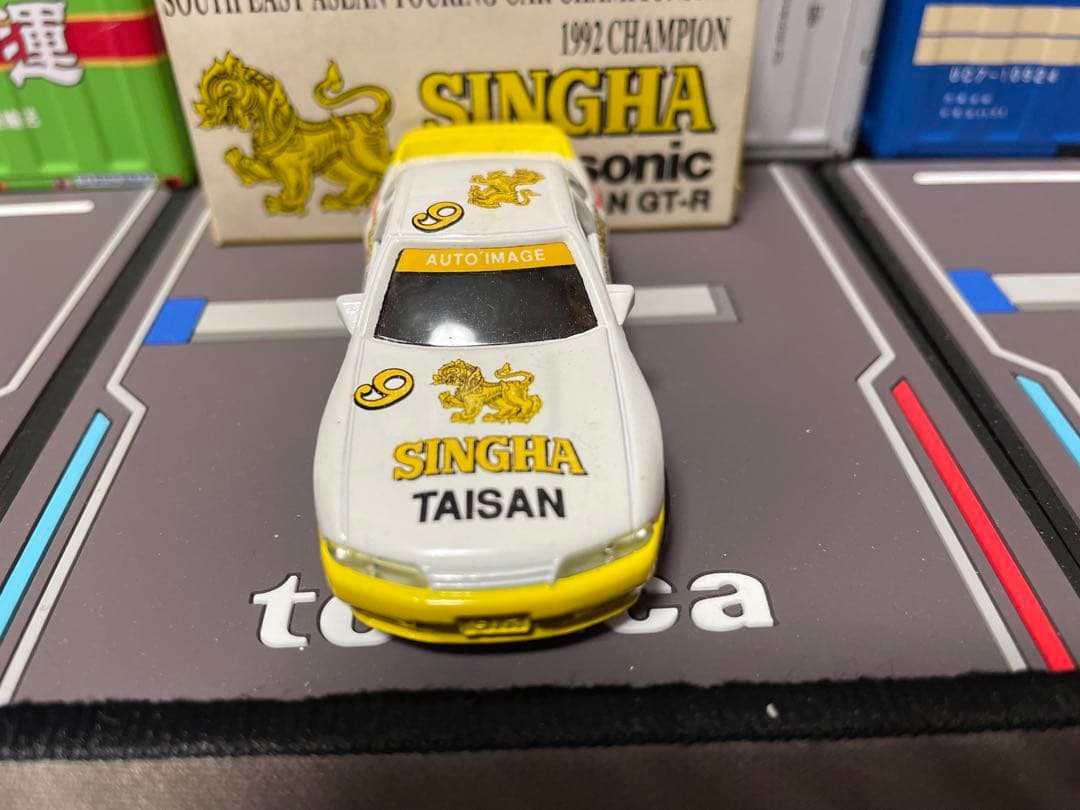 トミカ ガリバー特注　タイサンシンハーGT-R マカオGP