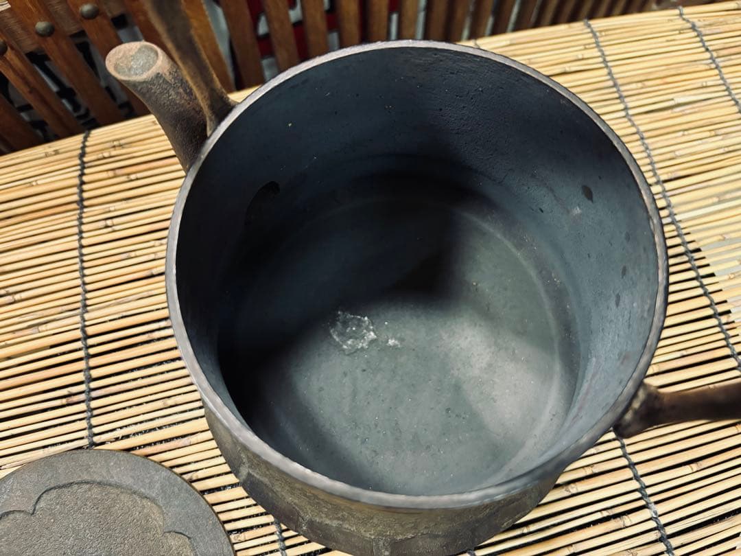 ＡＴー９５ 20万円物 最高品の 南部鉄瓶 鶴亀 メチャ安大安売り