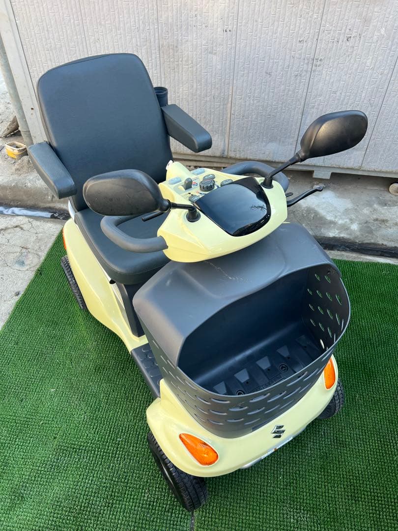 SUZUKI スズキ ET4D7 セニアカー シニアカー 電動車椅子