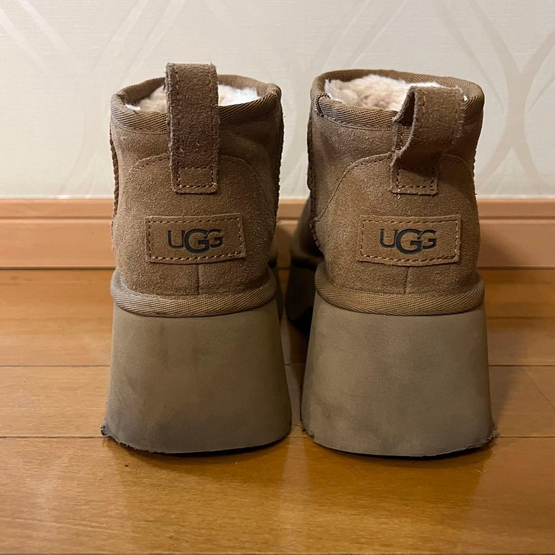 UGG アグ ムートンブーツ クラシック ウルトラ ミニ ニュー ハイツ 24