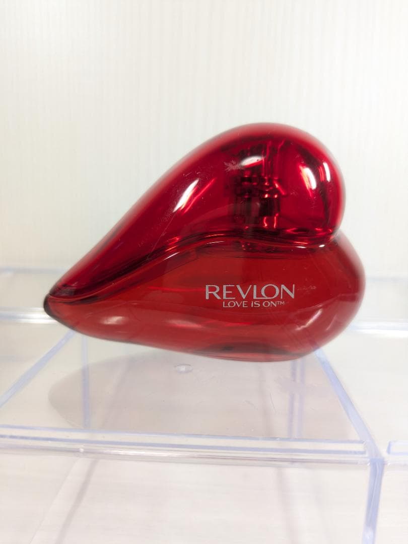 レブロン　ラブ　イズ　オン　オードトワレ　50ml