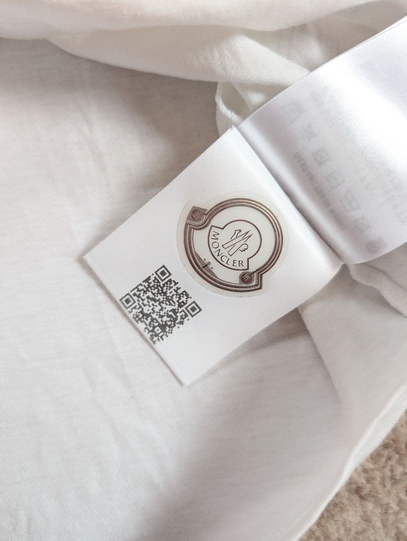 モンクレール　Tシャツ カモフラ　キッズ　140cm　白　美品　ロゴ　2020