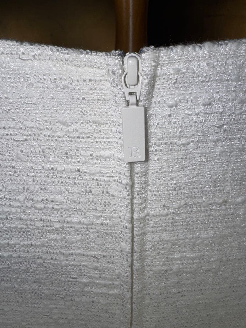 【Reneルネ】ＤM掲載品新品タグ付定価154,000円花柄刺繍 ワンピース38