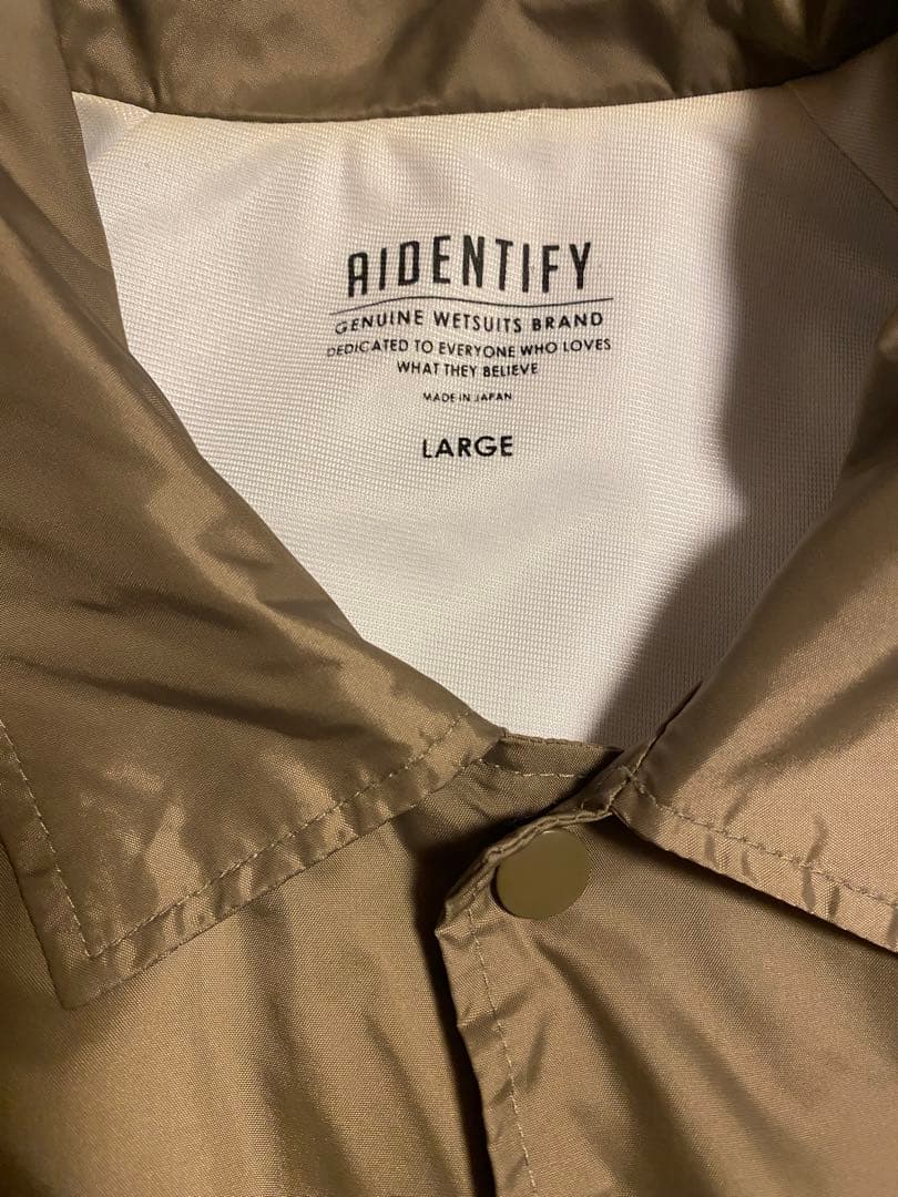 aideetify コーチジャケット