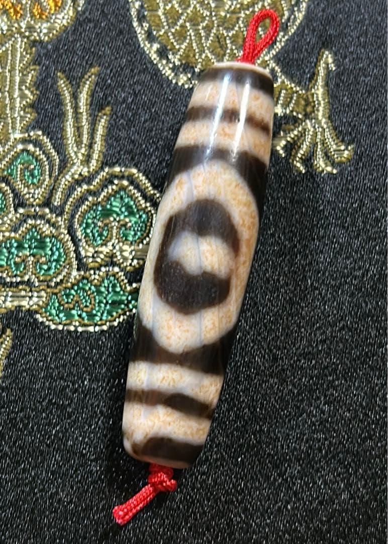 大鵬鳥天珠　朱砂　老天珠　台湾至純天珠／送料込　匿名発送／チベット　天珠　お守り