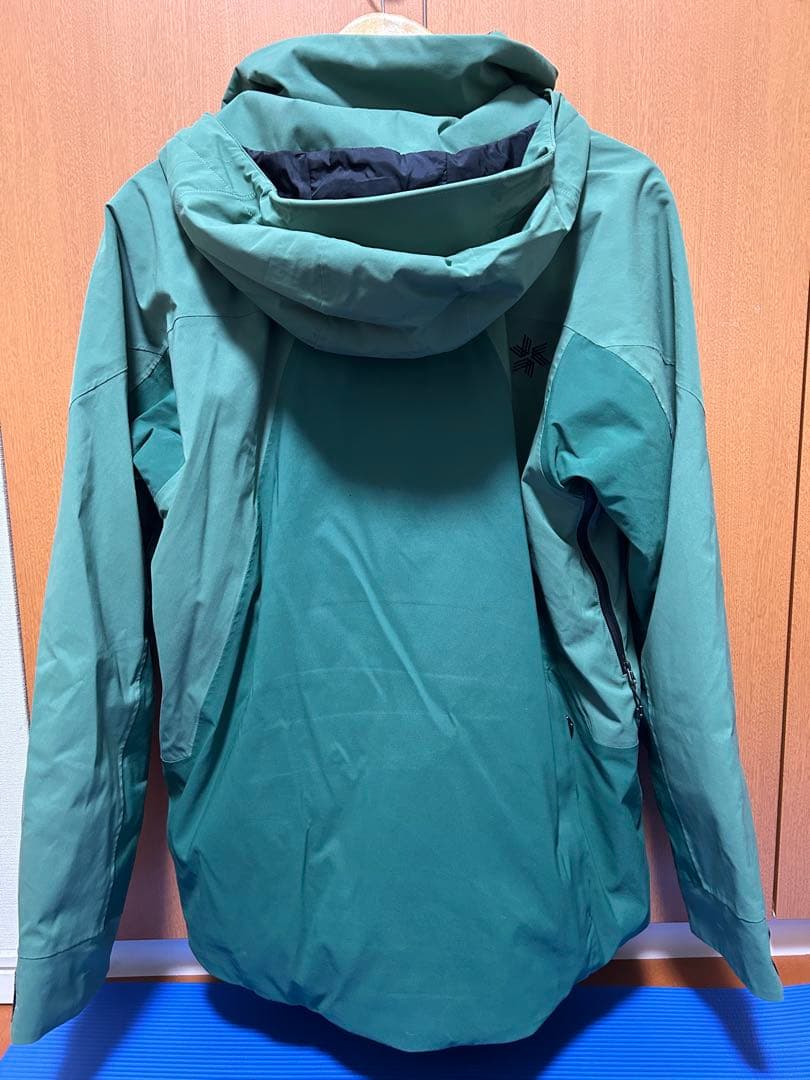 GOLD WIN 3 （ L）　スキーウェア　アッシュグリーン×ディープグリーン