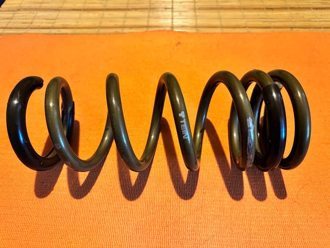 【美品・送料込み】Z34 用　TEIN　テイン　ダウンサス