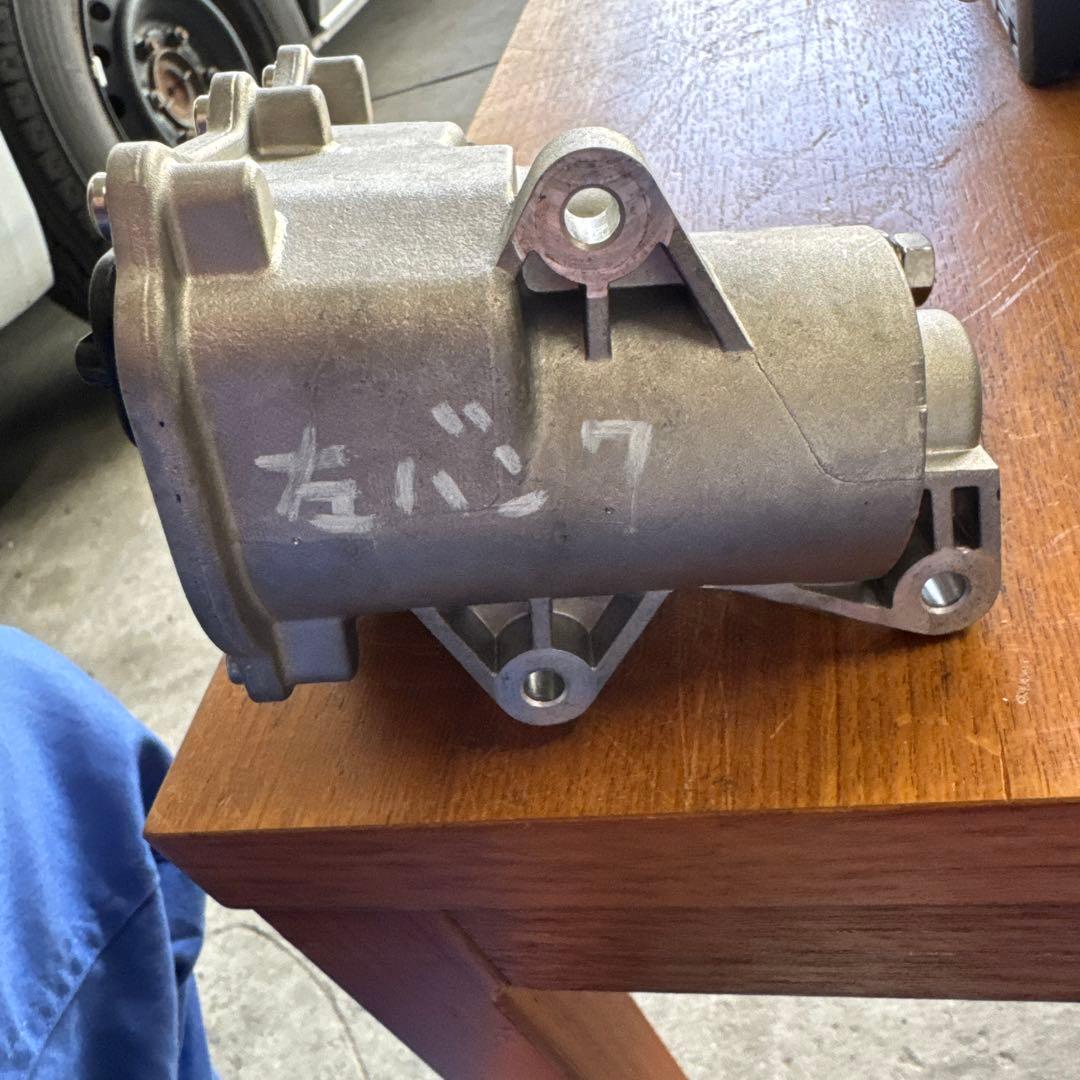  E92 m3 スロットルサーボモータ　強化ギア①