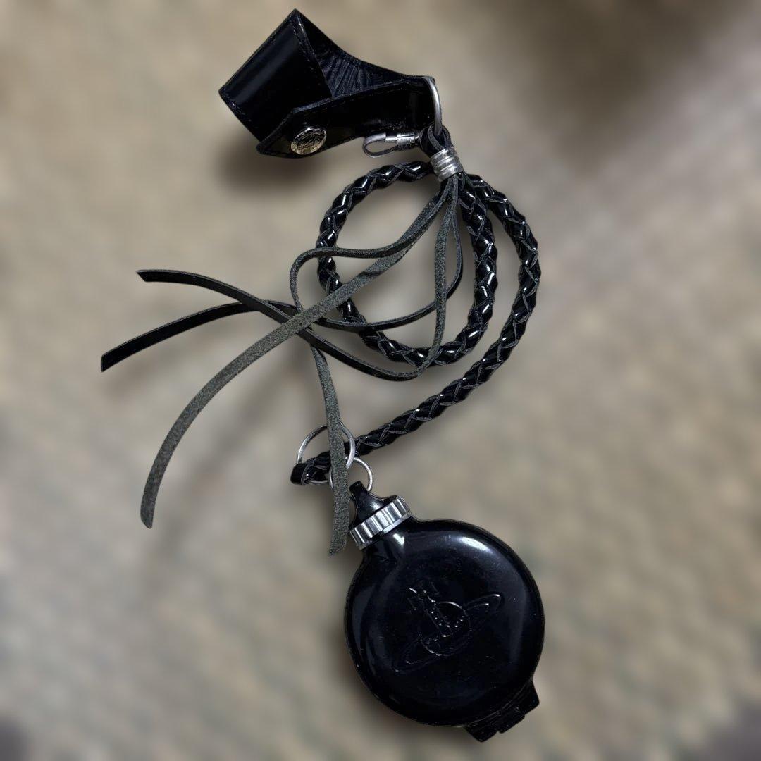 【希少】Vivienne Westwood ブラック 灰皿 廃盤