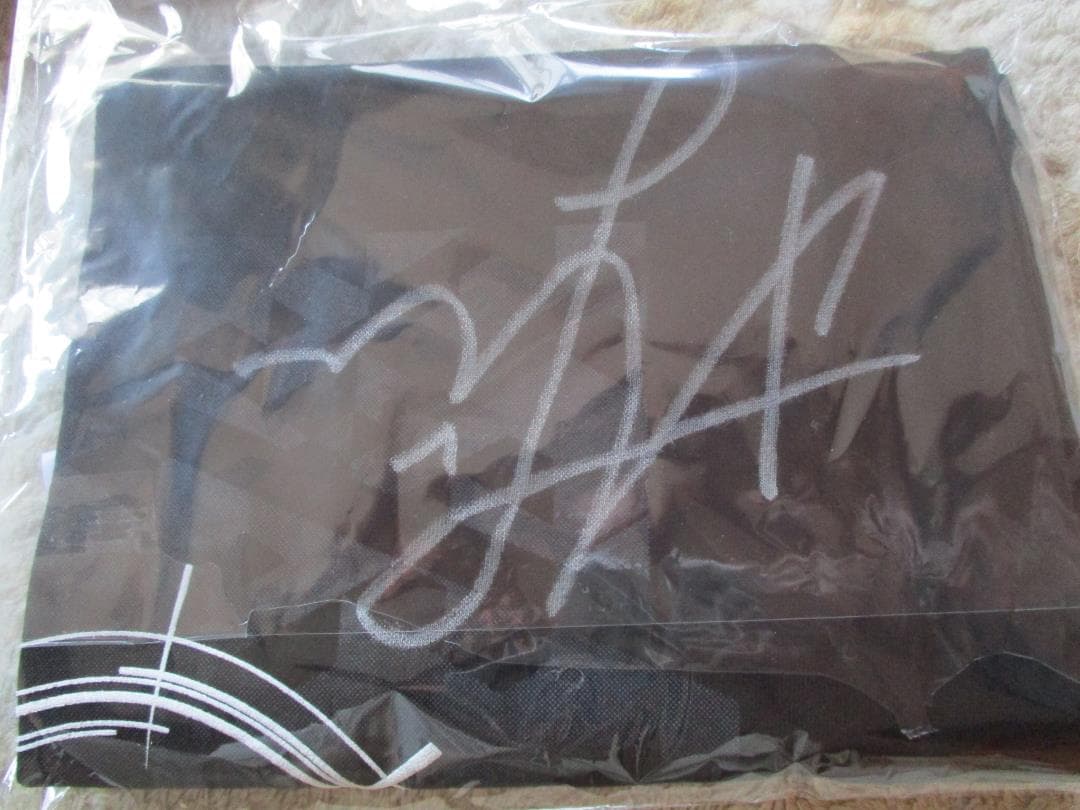 ★新品未使用品　入手困難　Another World　当選Tシャツ！