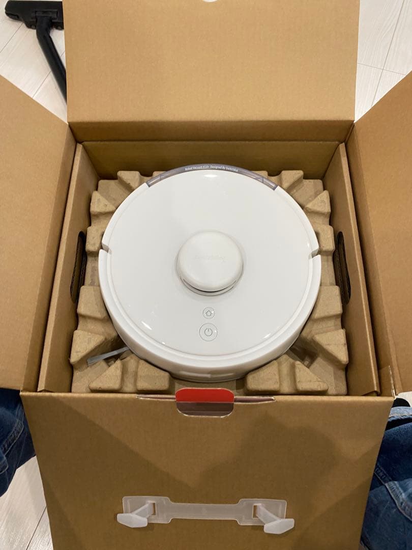 SwitchBotロボット掃除機K10+