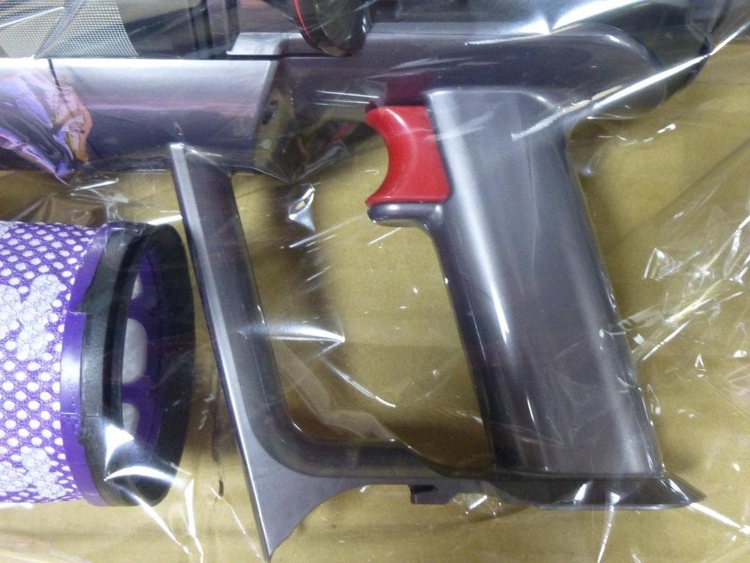 ラスト1台　未使用　ダイソンSV18の新品本体（ボディ）最新の2025年製です