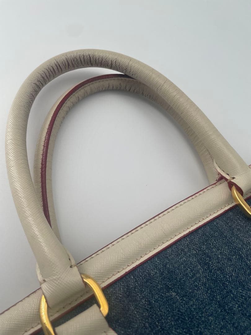 【希少】PRADA デニム ハンドバッグ サフィアーノ　保存袋付き　BN2441