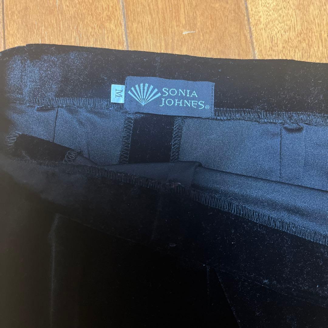 SONIA JOHNES 黒 ベルベット フレアスカート