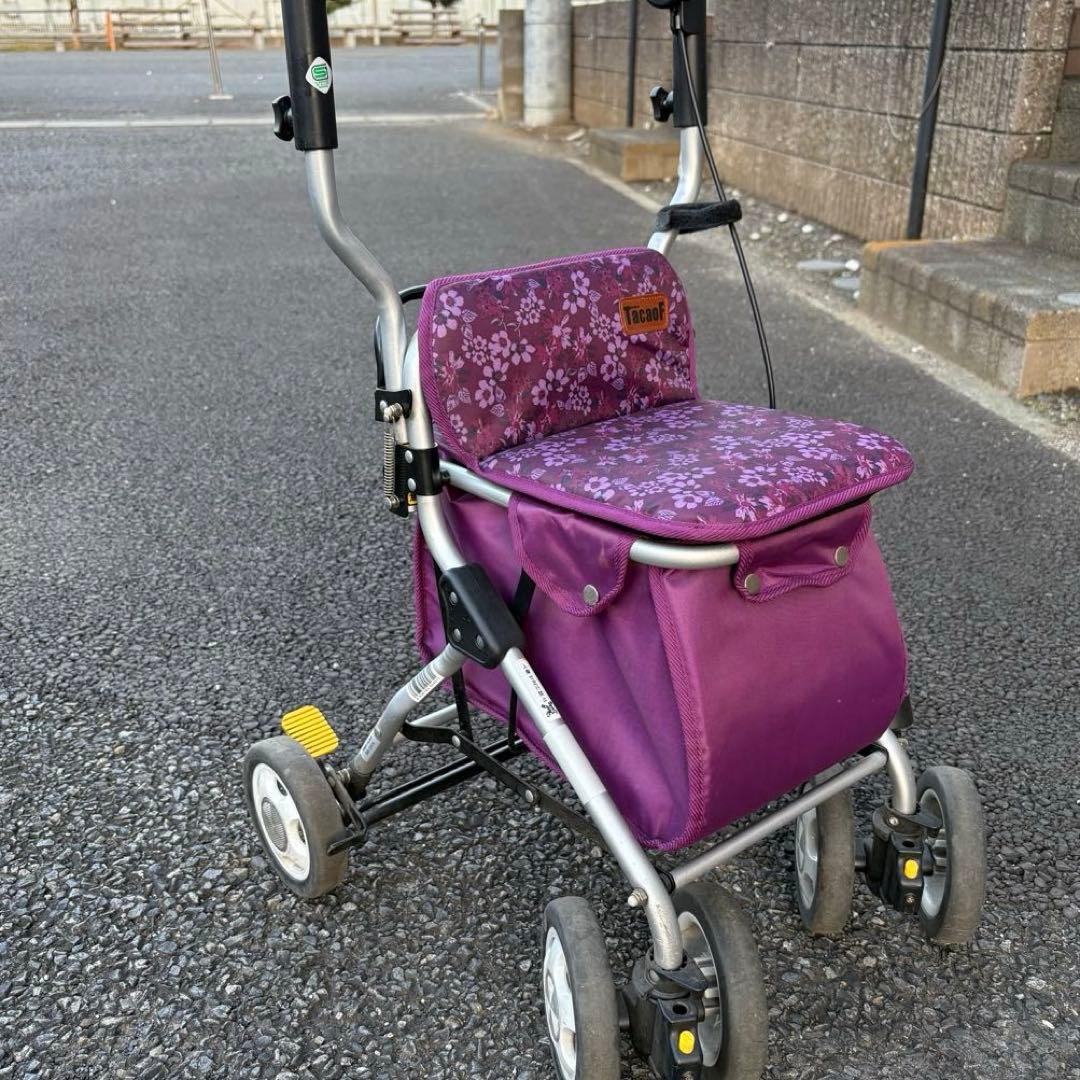 TacaoF シルバーカー 花柄 紫　座面　歩行補助 介護　幸和製作所