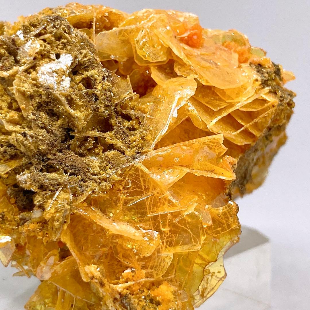 バ*コ様 ウルフェナイト　モリブデン鉛鉱　原石　鉱物標本　天然石　269