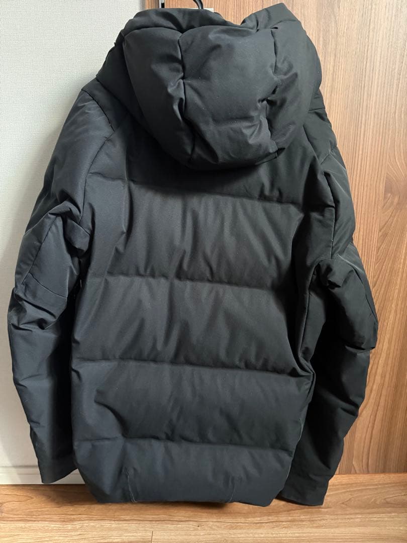 DESCENTE ALLTERRAIN マウンテニア　水沢ダウン Mサイズ