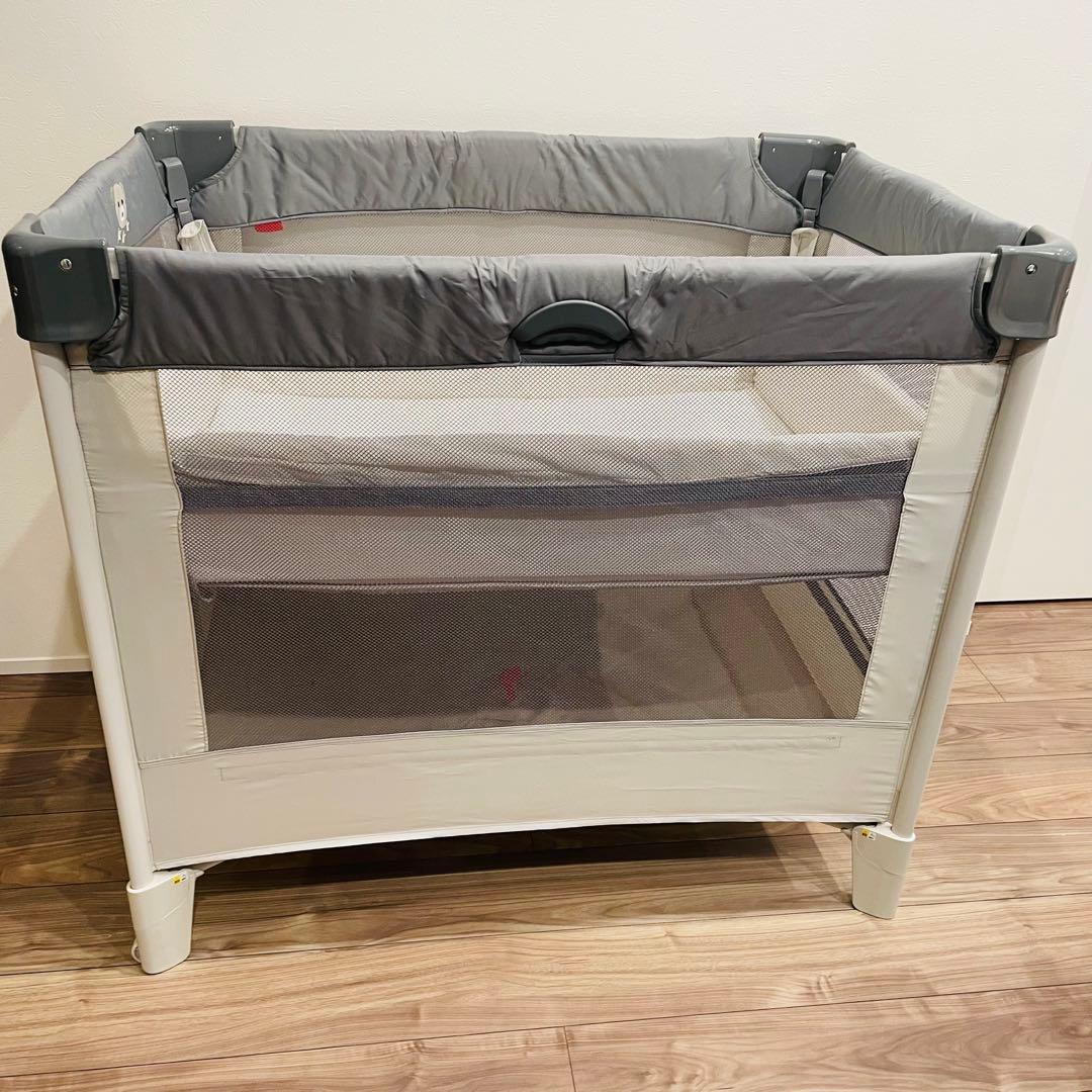 【美品】 Apricaベビーベッド ココネルエアー グレーベアー