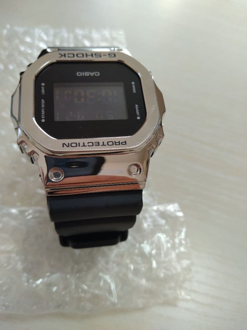 【最終価格・美品】G-SHOCK ジーショック GM-5600　デジタルシルバー