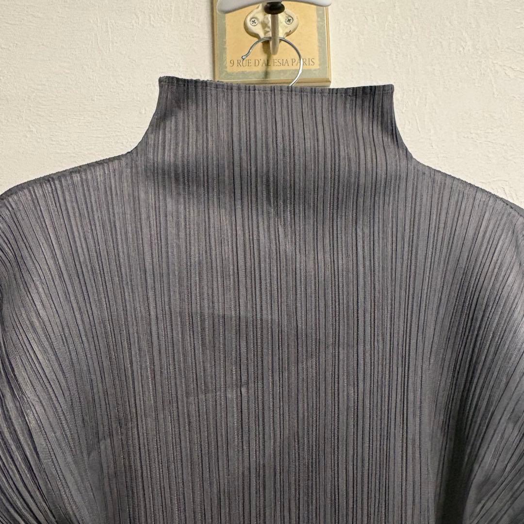 ISSEY MIYAKE グレー プリーツトップス PLEATS PLEASE